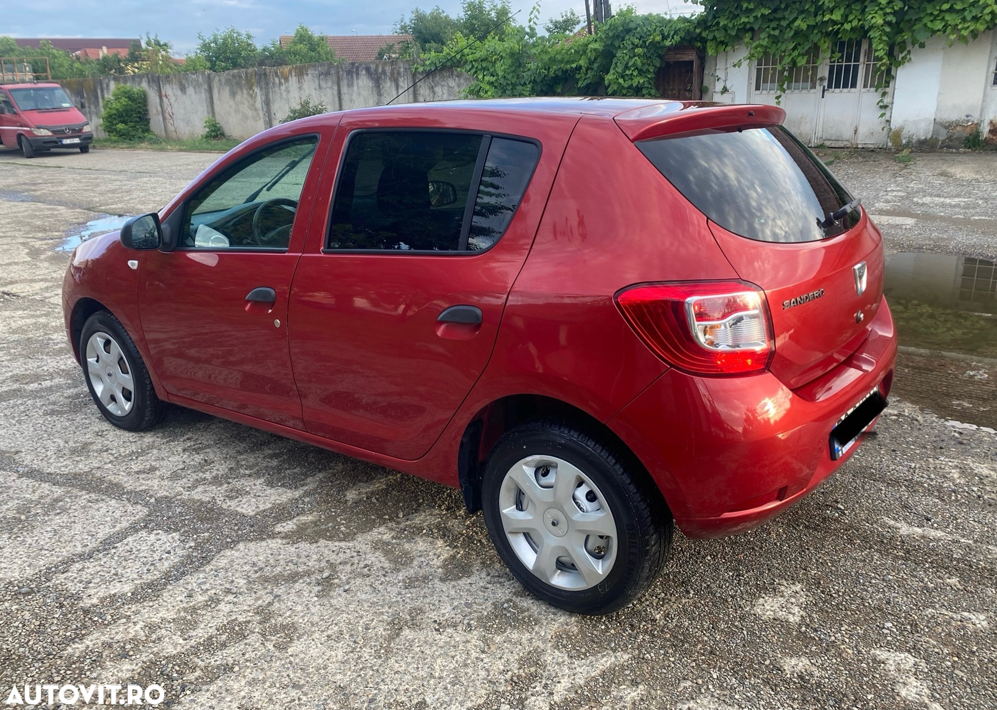 Dacia Sandero - 10