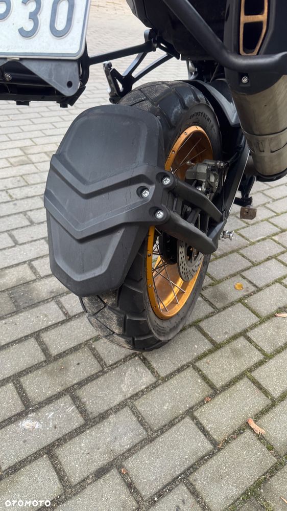 QJMOTOR SRT 800SX - 10