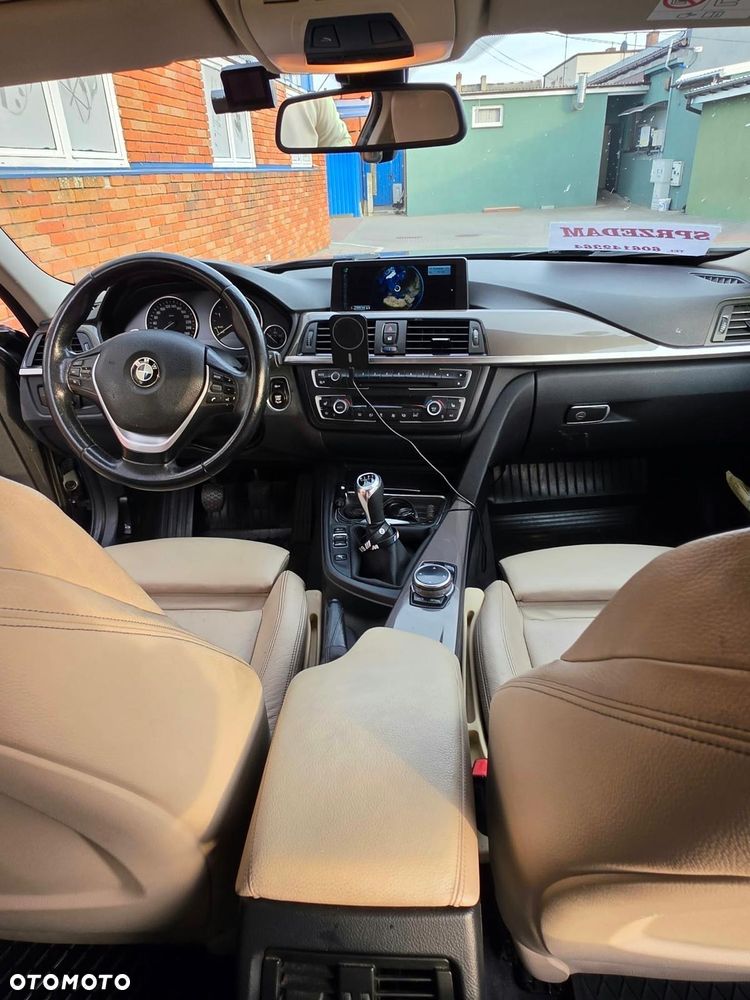 BMW Seria 3 320d - 8
