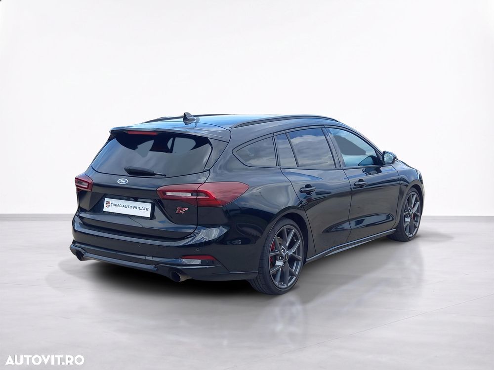 Ford Focus - 6