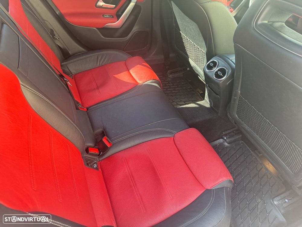 Mercedes-Benz A 220 4Matic 7G-DCT AMG Line - 9