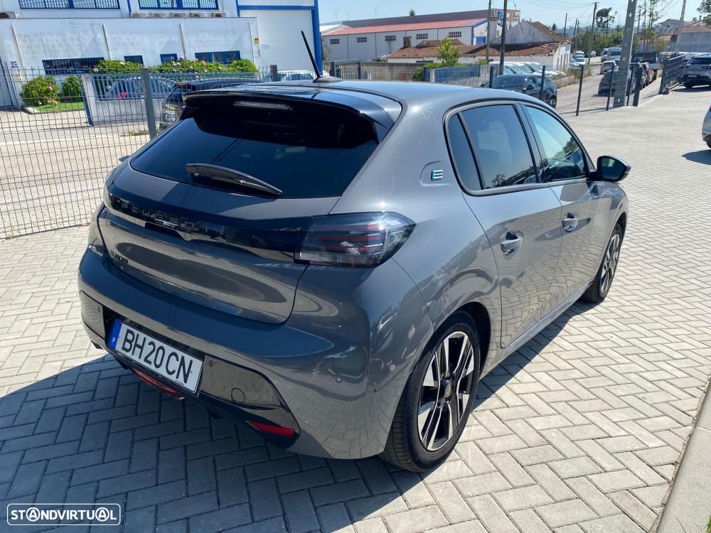 Peugeot e-208 50 kWh Allure - 3