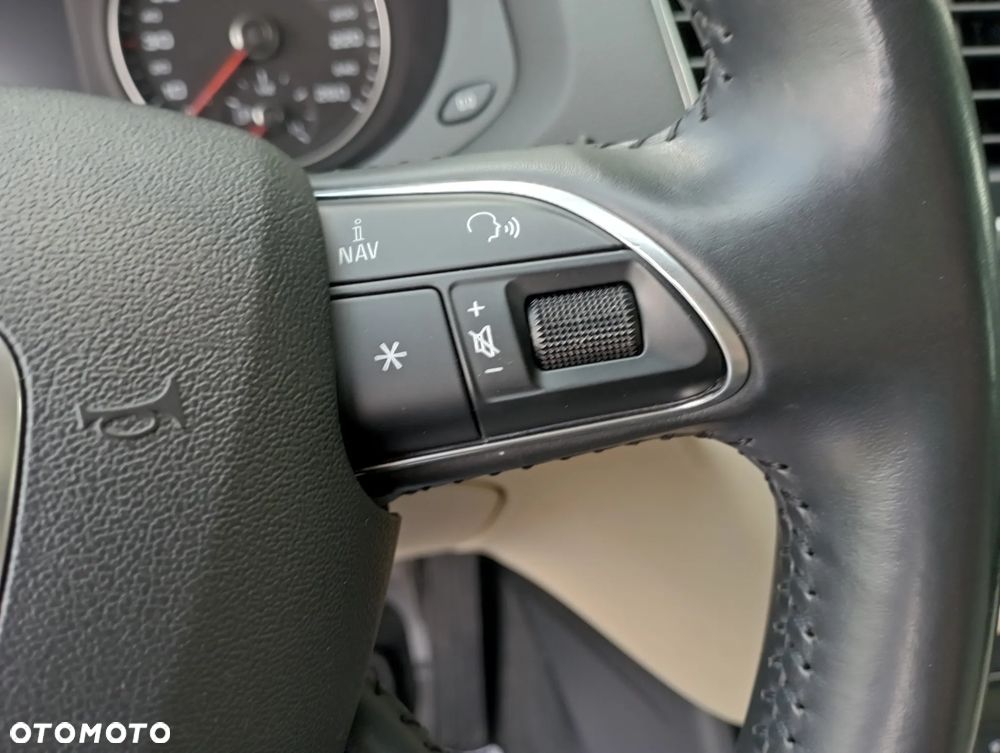 Audi Q3 1.4 TFSI Edycja Specjalna - 29