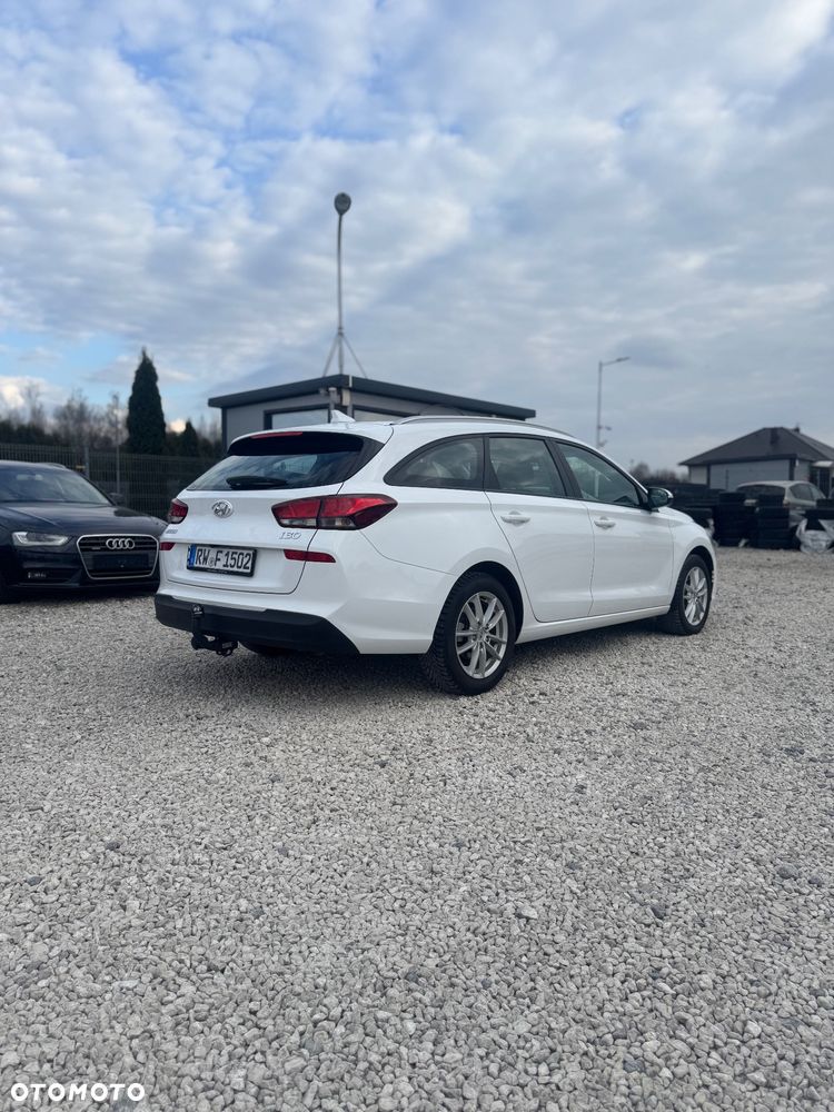 Hyundai i30 1.6 CRDI DCT Select - 9