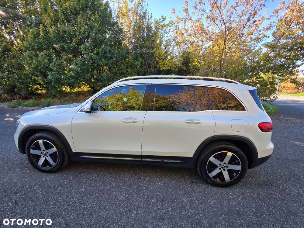Mercedes-Benz GLB - 7