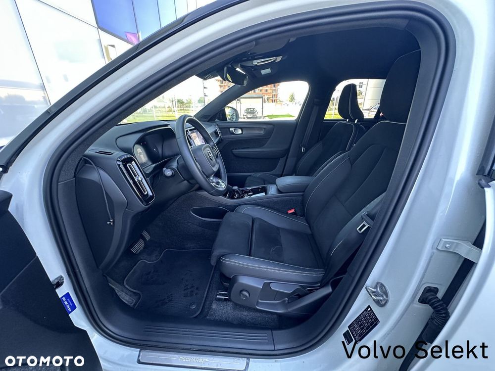 Volvo XC 40 - 28