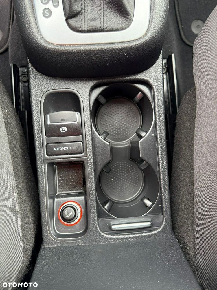 Volkswagen Sharan - 16