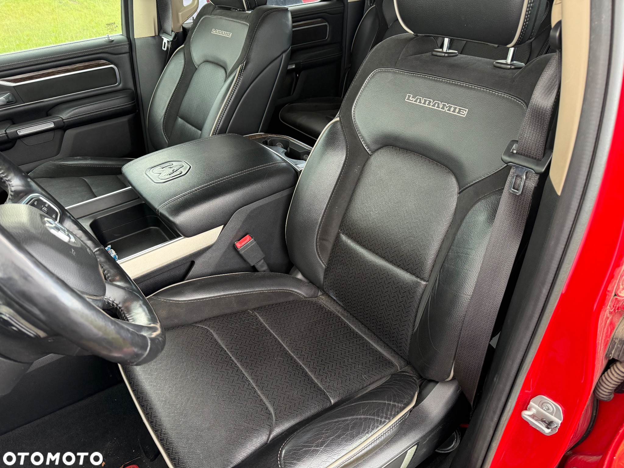 RAM 1500 5.7 Crew Cab Laramie - 8