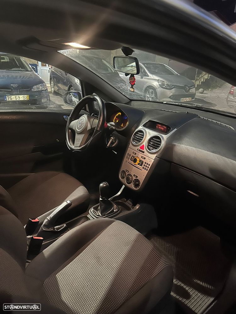 Opel Corsa 1.3 CDTi - 4