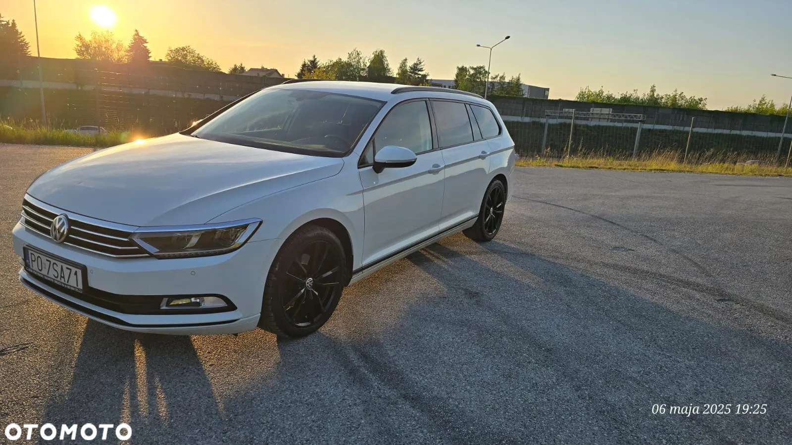 Volkswagen Passat - 4
