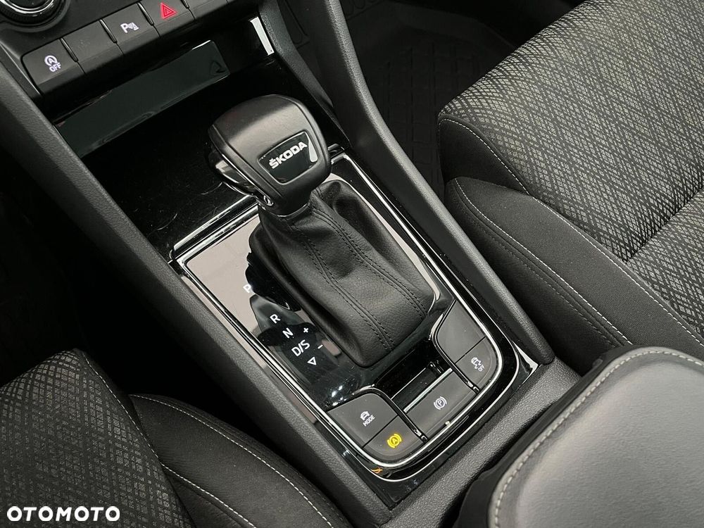 Skoda Karoq 2.0 TDI SCR 4x2 Style DSG - 28