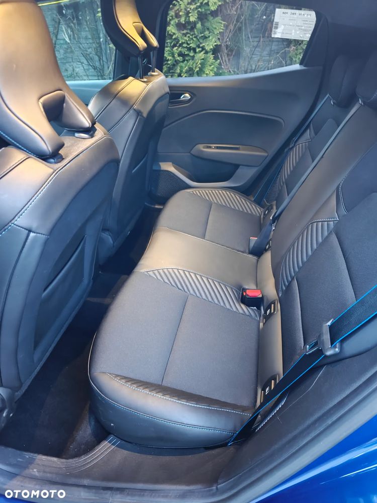 Renault Clio 1.6 E-TECH Initiale Paris - 20