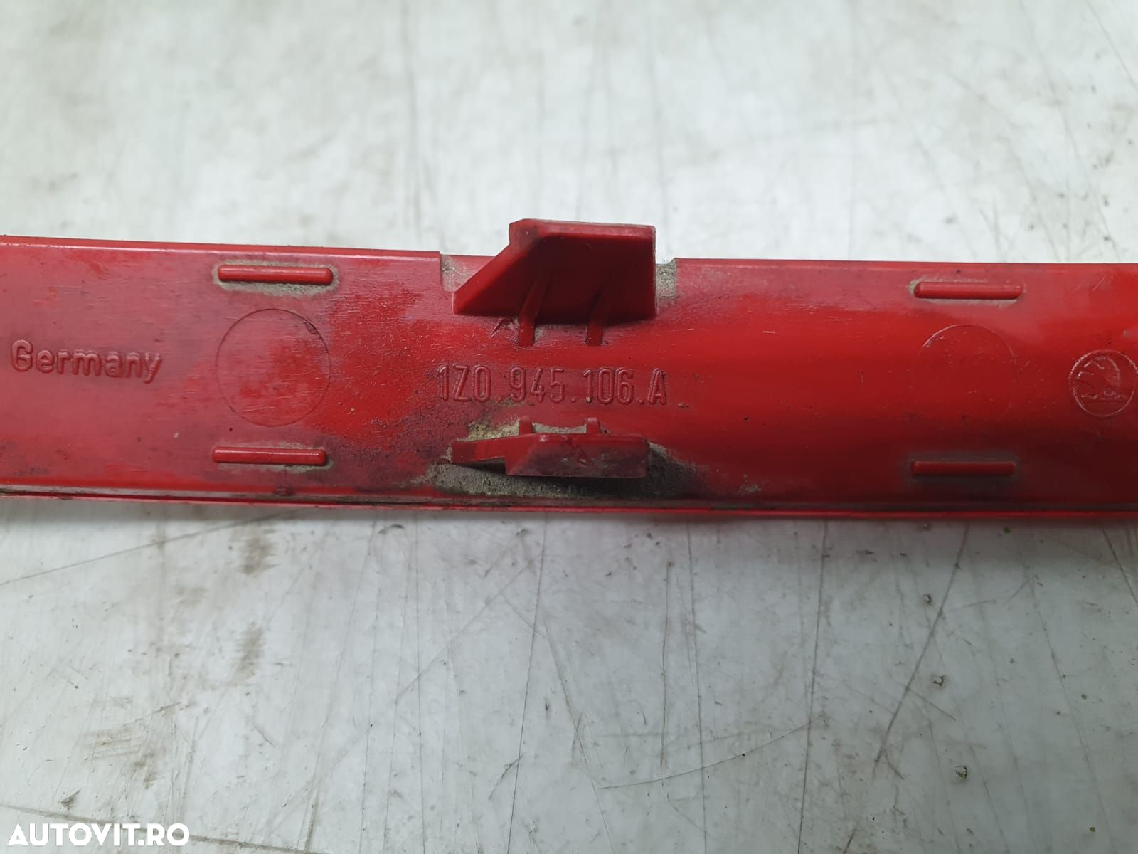 Catadioptru bara spate 1z0945106a Skoda Octavia 2 [2004 - 2008] - 2