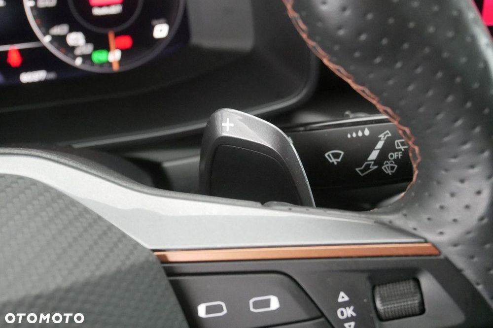 Cupra Formentor 1.5 TSI DSG - 25