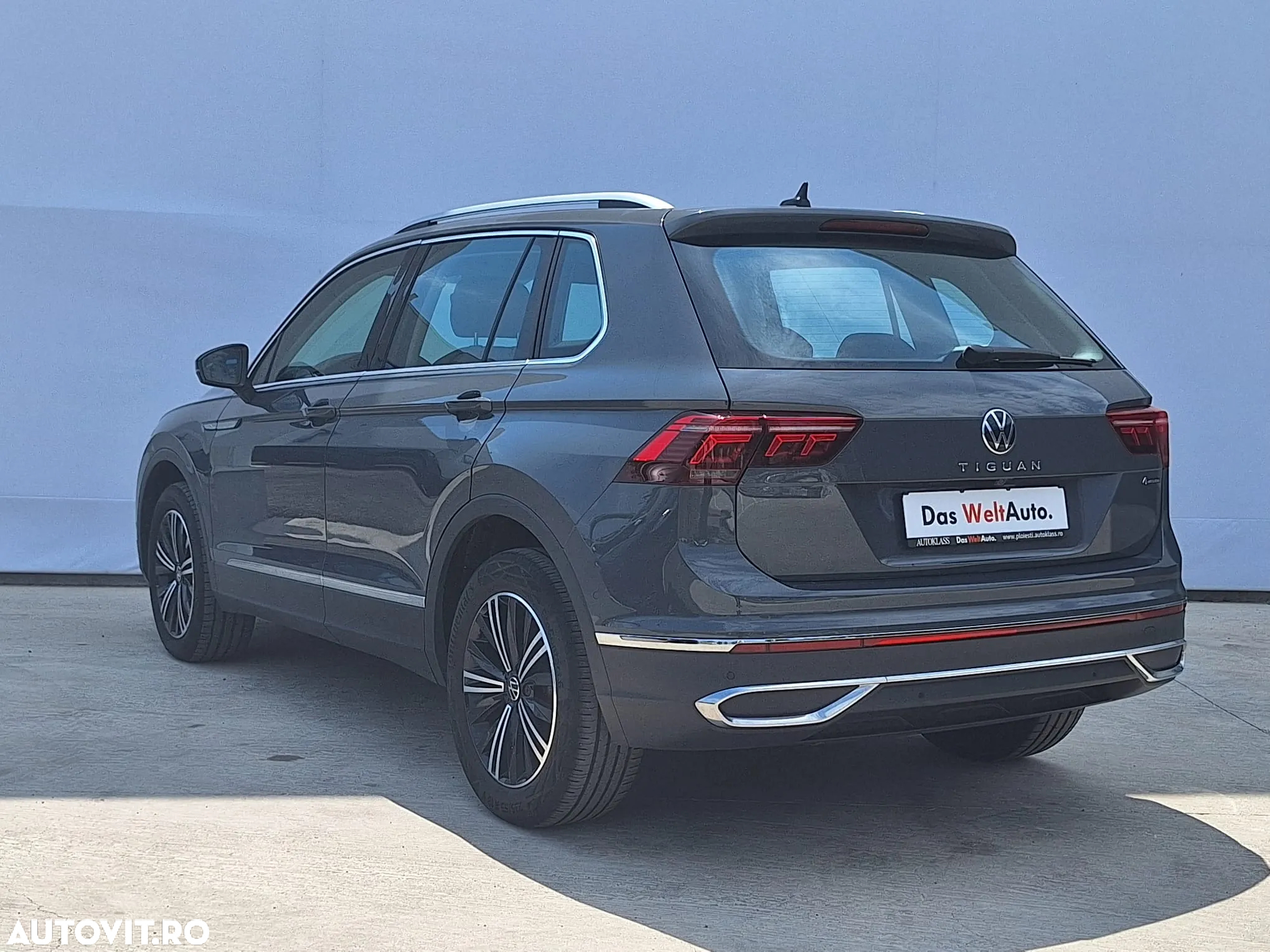 Volkswagen Tiguan 2.0 TDI SCR 4MOTION DSG Elegance - 3