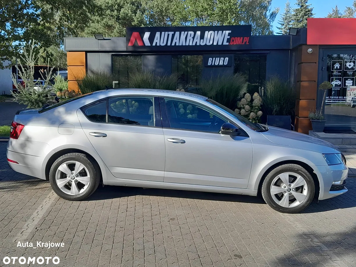 Skoda Octavia 1.5 TSI ACT Ambition - 8