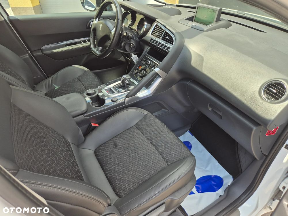 Peugeot 3008 - 23