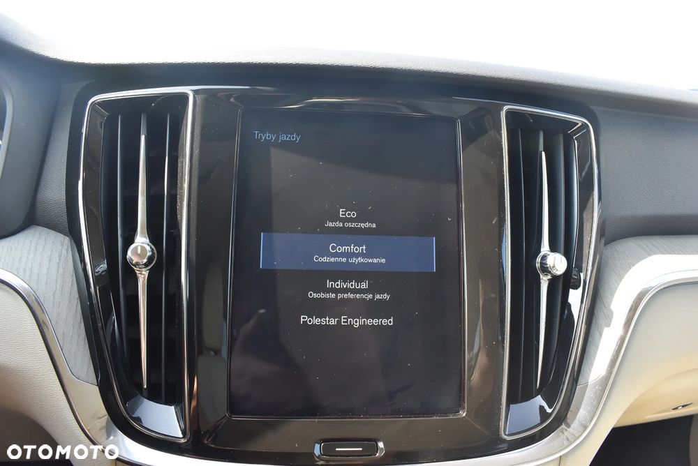 Volvo V60 T4 Inscription - 28