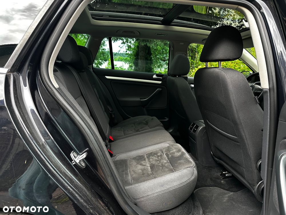 Volkswagen Golf - 15