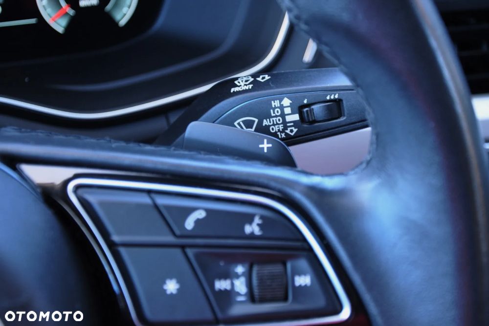 Audi A4 Limousine 35 TFSI mHEV Advanced S tronic - 33