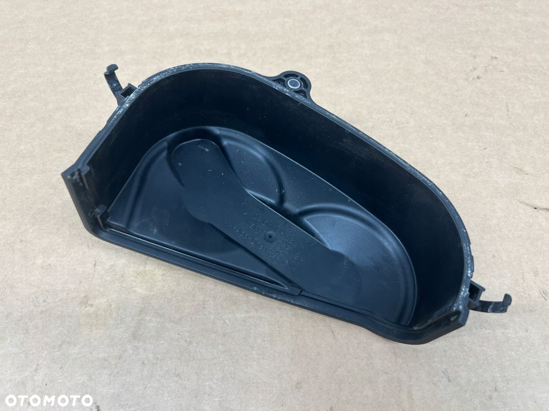 Audi A1 8X 1.0 TSI obudowa osłona rozrządu 04E109108J - 2