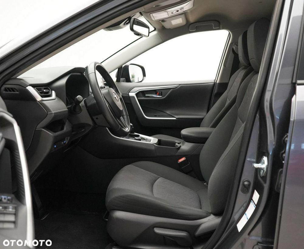 Toyota RAV4 - 13