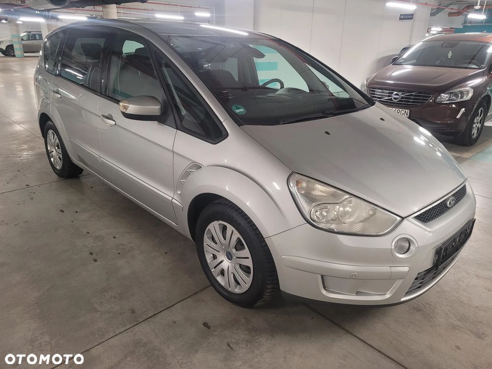 Ford S-Max - 8