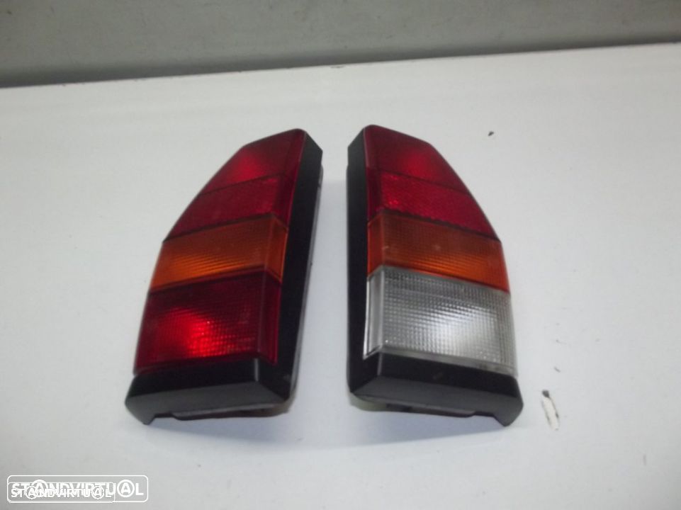 VW Polo 1º modelo farolins de trás - 2