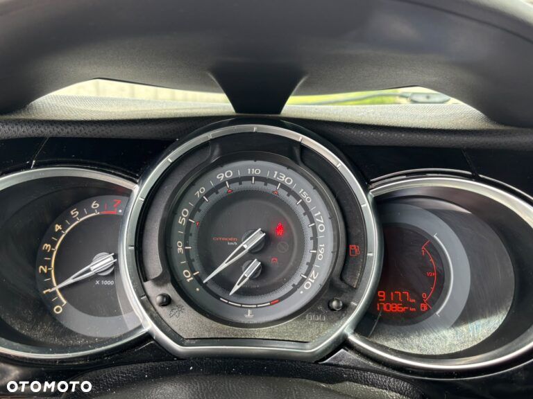 Citroën DS3 VTi 120 SoChic - 5