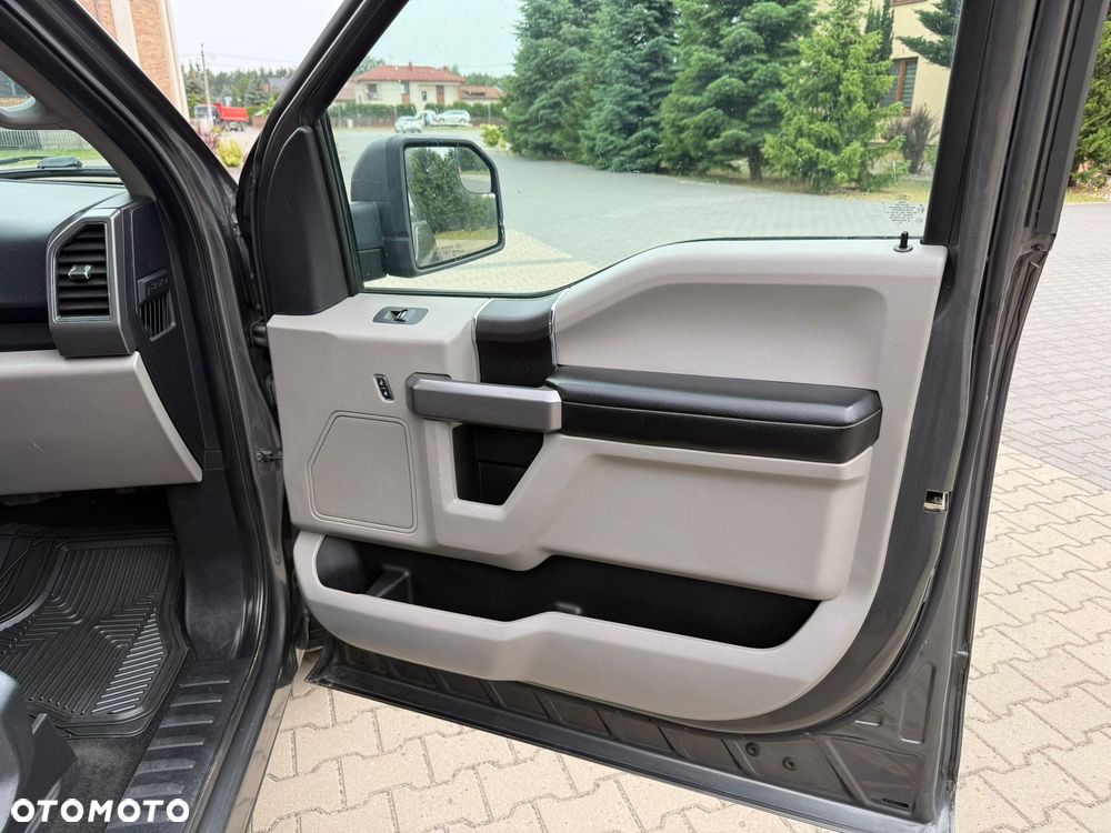 Ford F150 - 29