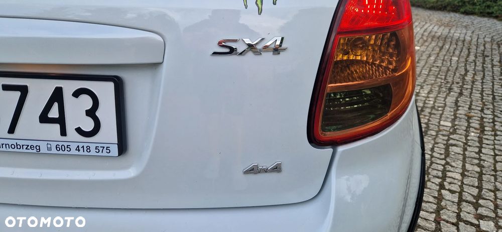 Suzuki SX4 1.6 VVT 4x4 Limited - 10