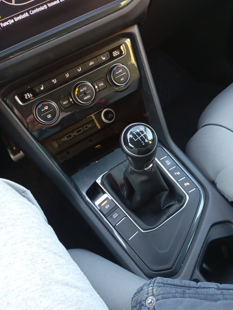 Volkswagen Tiguan - 9
