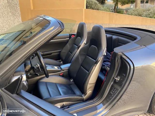 Porsche 911 (991) Carrera 4 Cabriolet PDK - 32