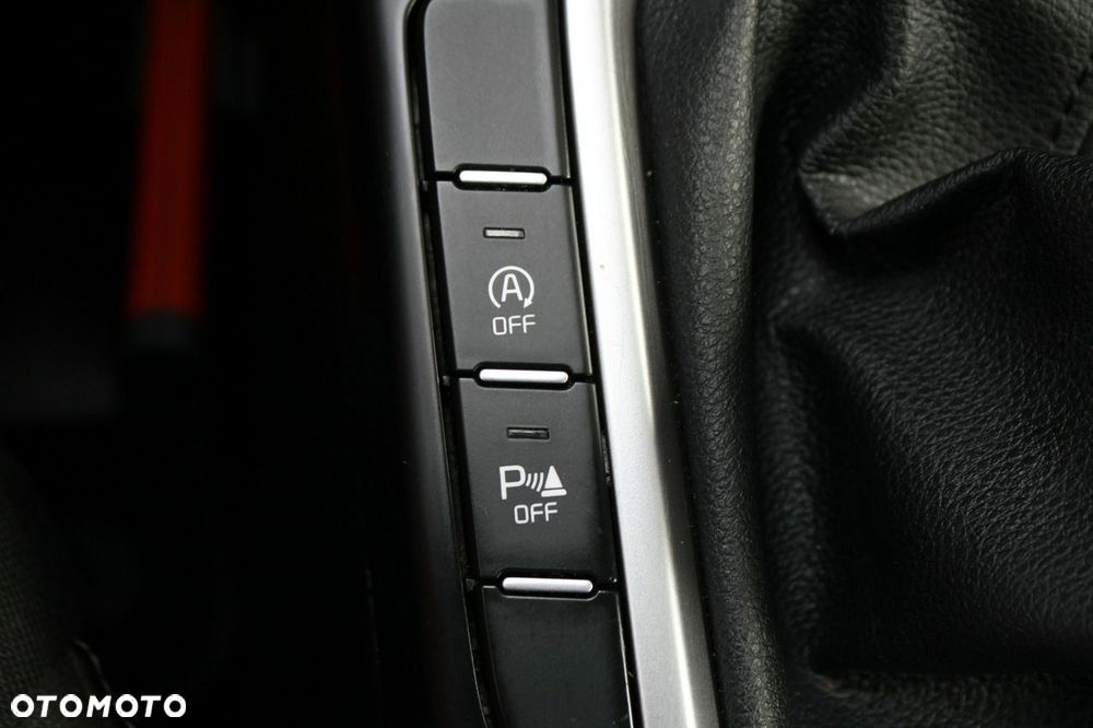 Kia Ceed 1.5 T-GDI Business Line - 26