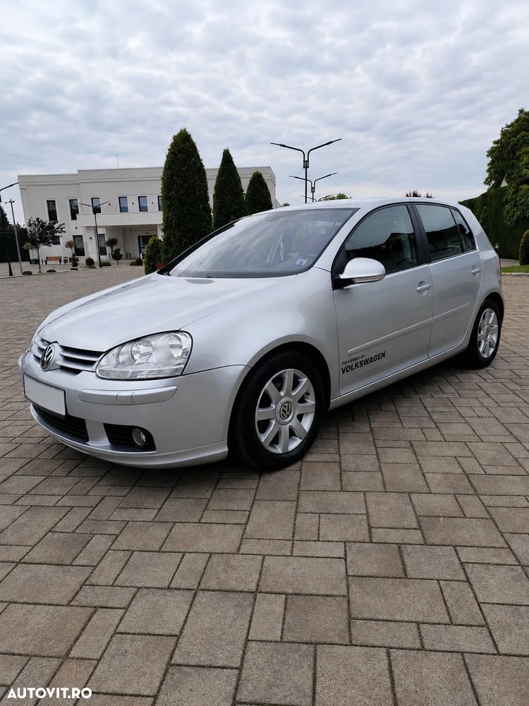 Volkswagen Golf - 3