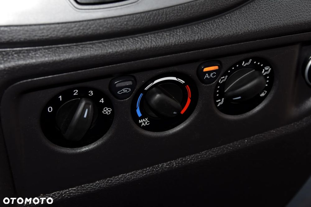 Ford Transit - 20