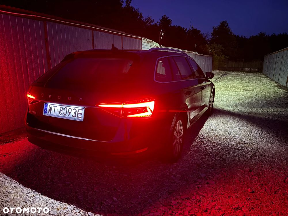 Skoda Superb 2.0 TDI SCR Style DSG - 31