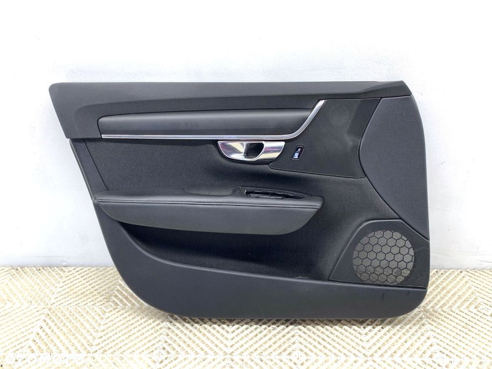 BOCZEK DRZWI LEWY PRZÓD  VOLVO V90 II Kombi (235, 236) 2016 - 2022 D3 110 kW [150 KM] olej - 1