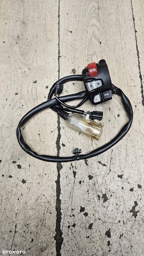 Przełącznik prawy Honda CRF 1000 Africa Twin 35130-MJP-G82 - 2