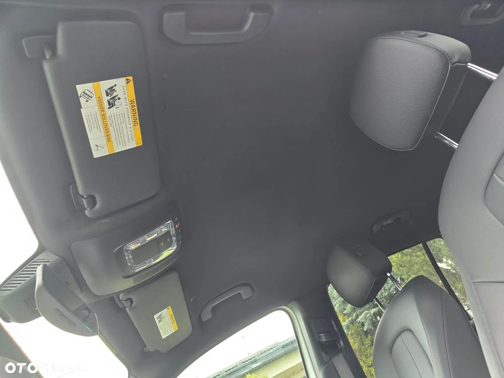 Mercedes-Benz GLB 250 Progressive 8G-DCT - 22