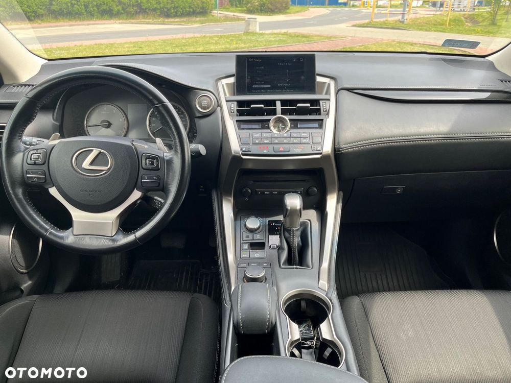 Lexus NX 200t Elite AWD - 11