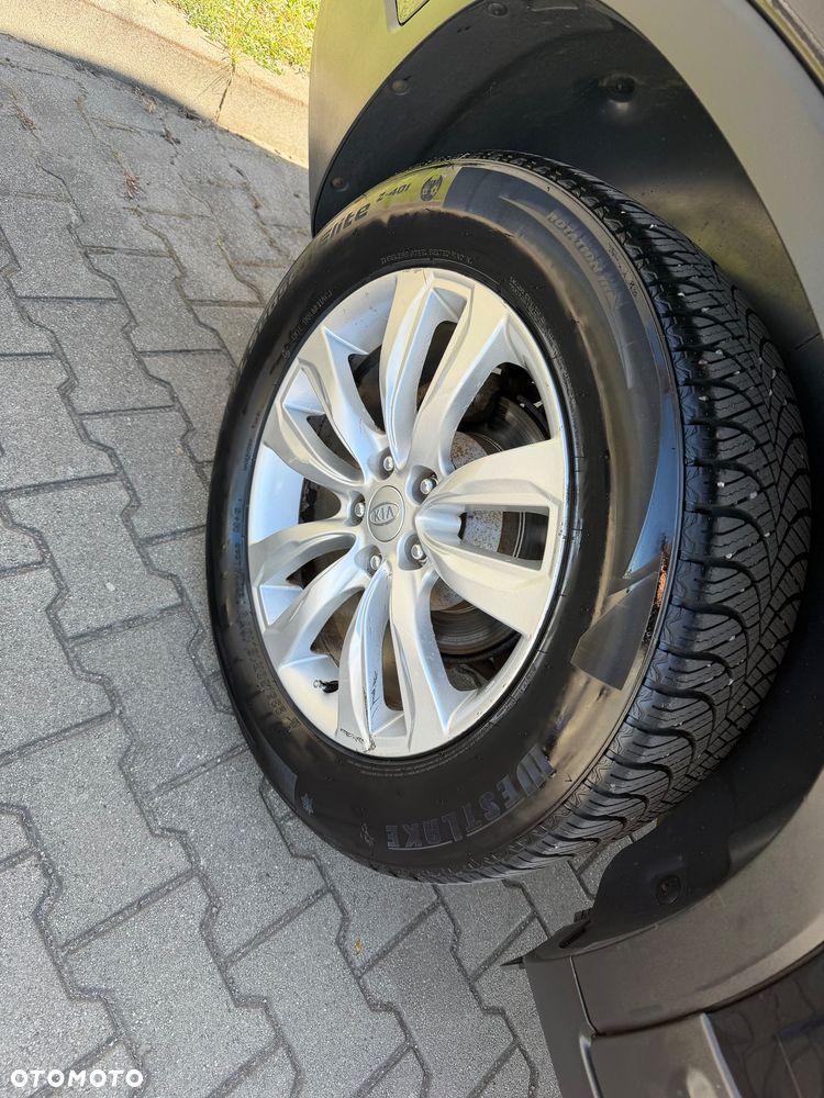 Kia Sorento 2.4 CVVT 4WD Spirit - 27