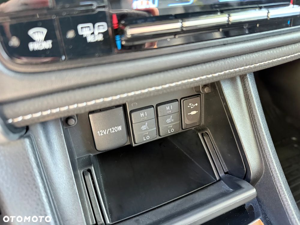 Toyota Corolla 1.6 Prestige MS EU6 - 35