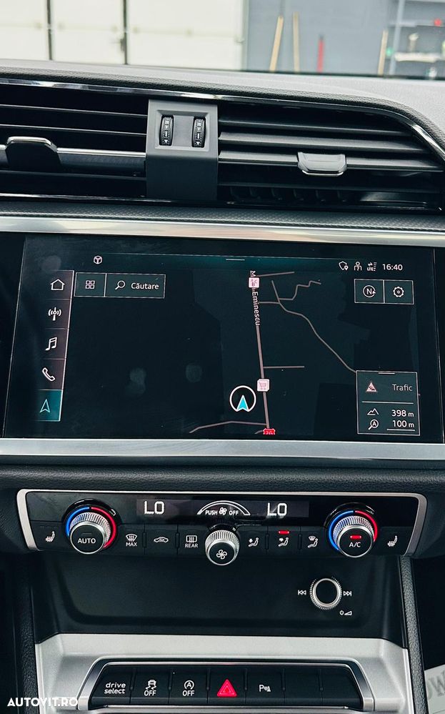 Audi Q3 Sportback - 28