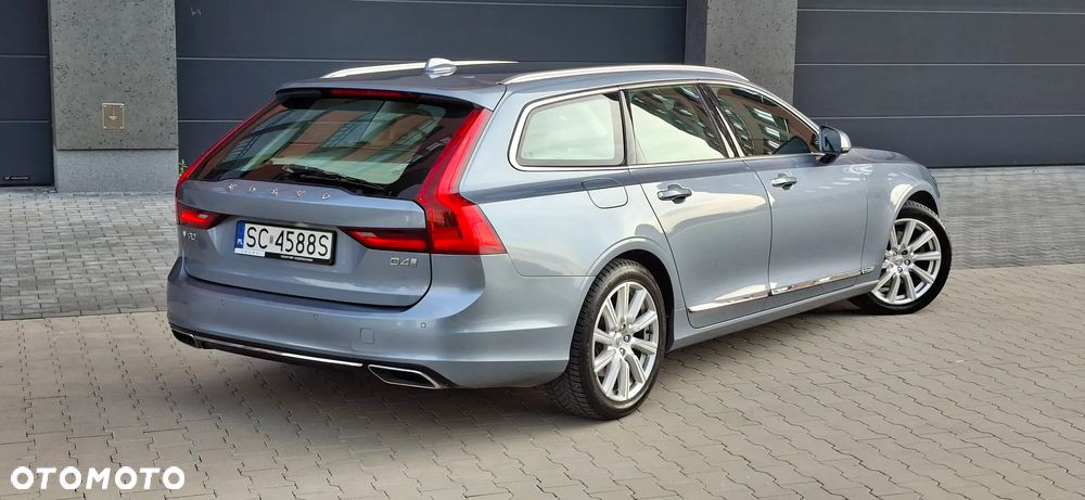 Volvo V90 D4 Inscription - 14