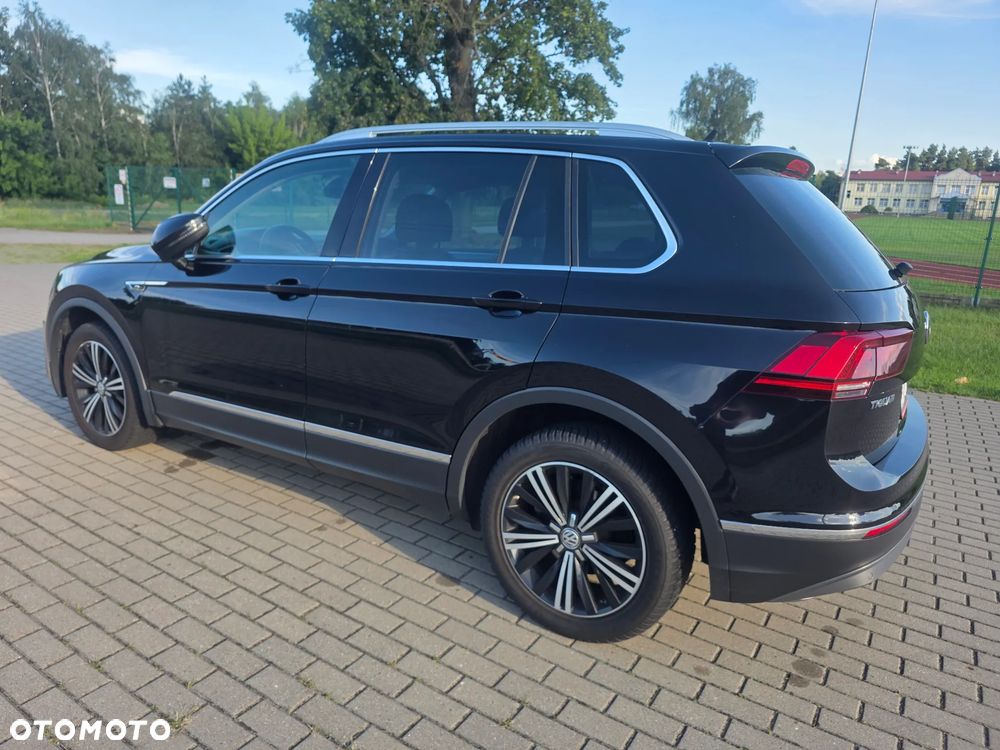 Volkswagen Tiguan 2.0 TDI SCR R-Line - 12