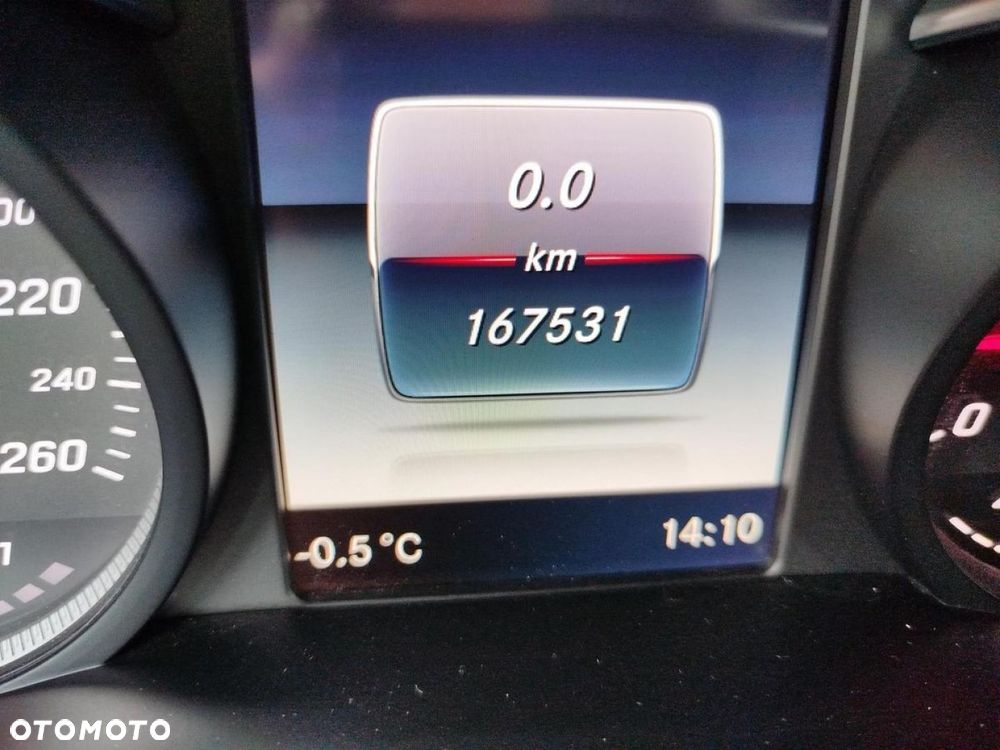 Mercedes-Benz GLC - 18