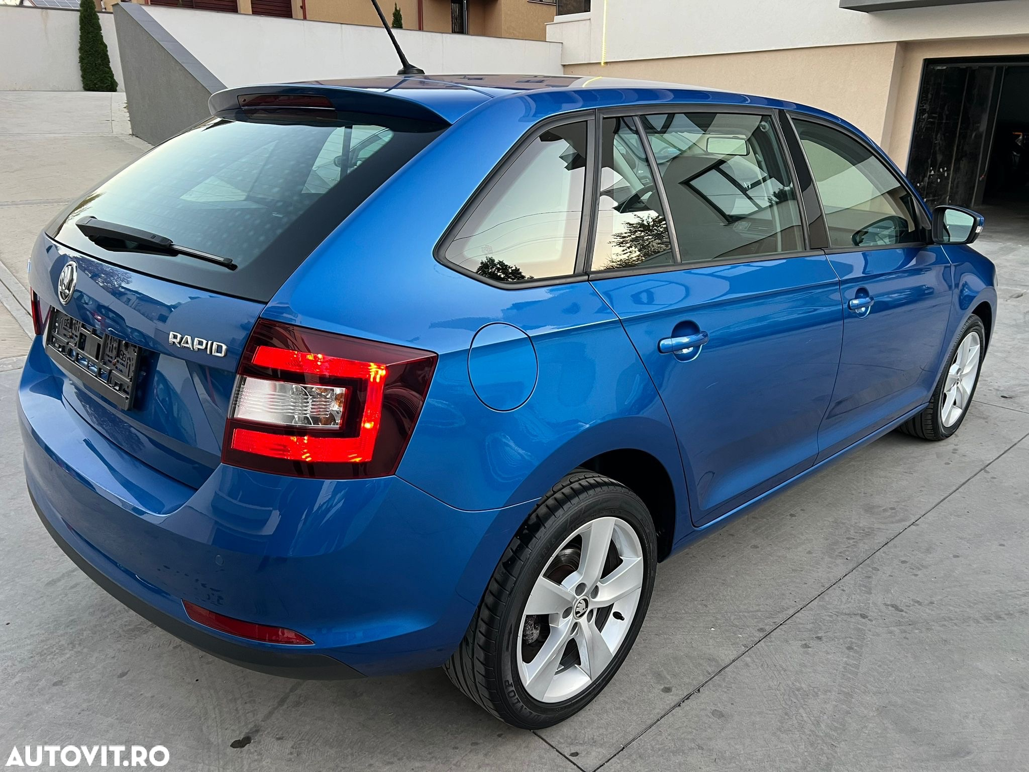 Skoda RAPID - 18