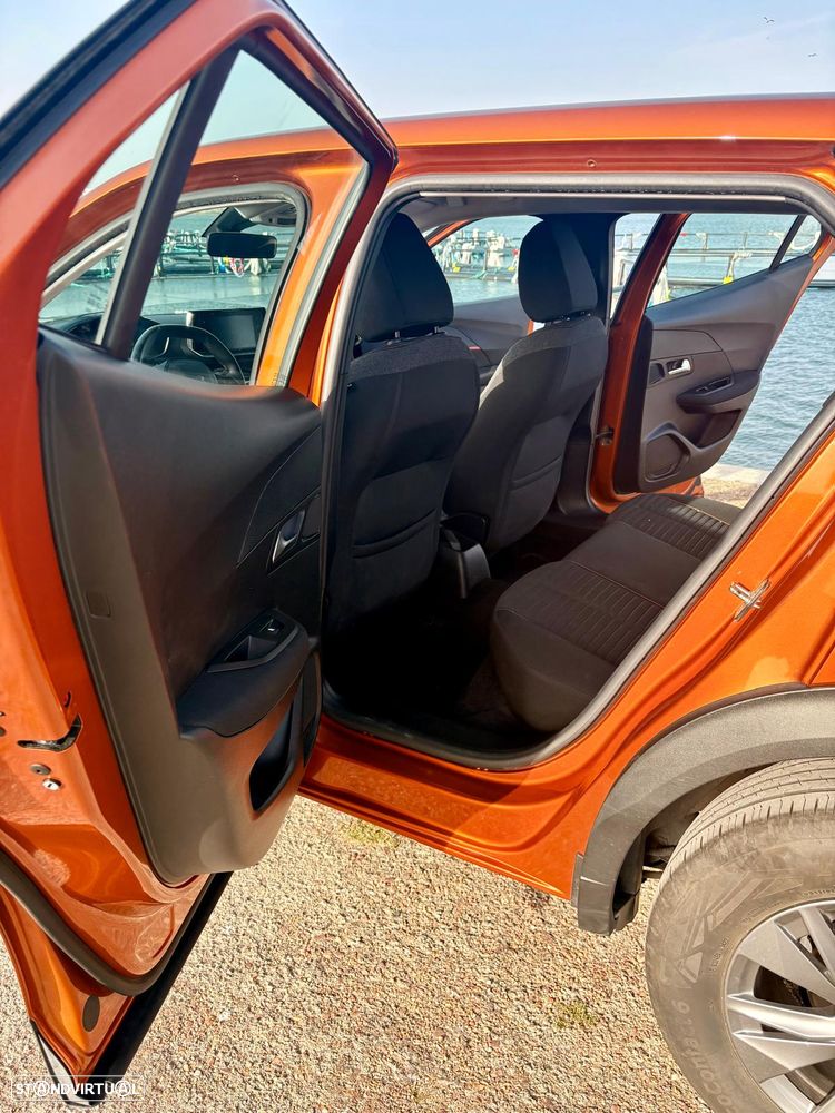 Peugeot 2008 1.2 PureTech Allure - 11