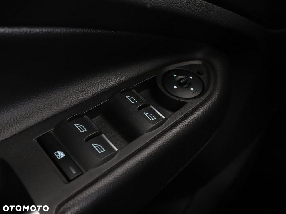 Ford Kuga 1.5 EcoBlue TITANIUM - 32